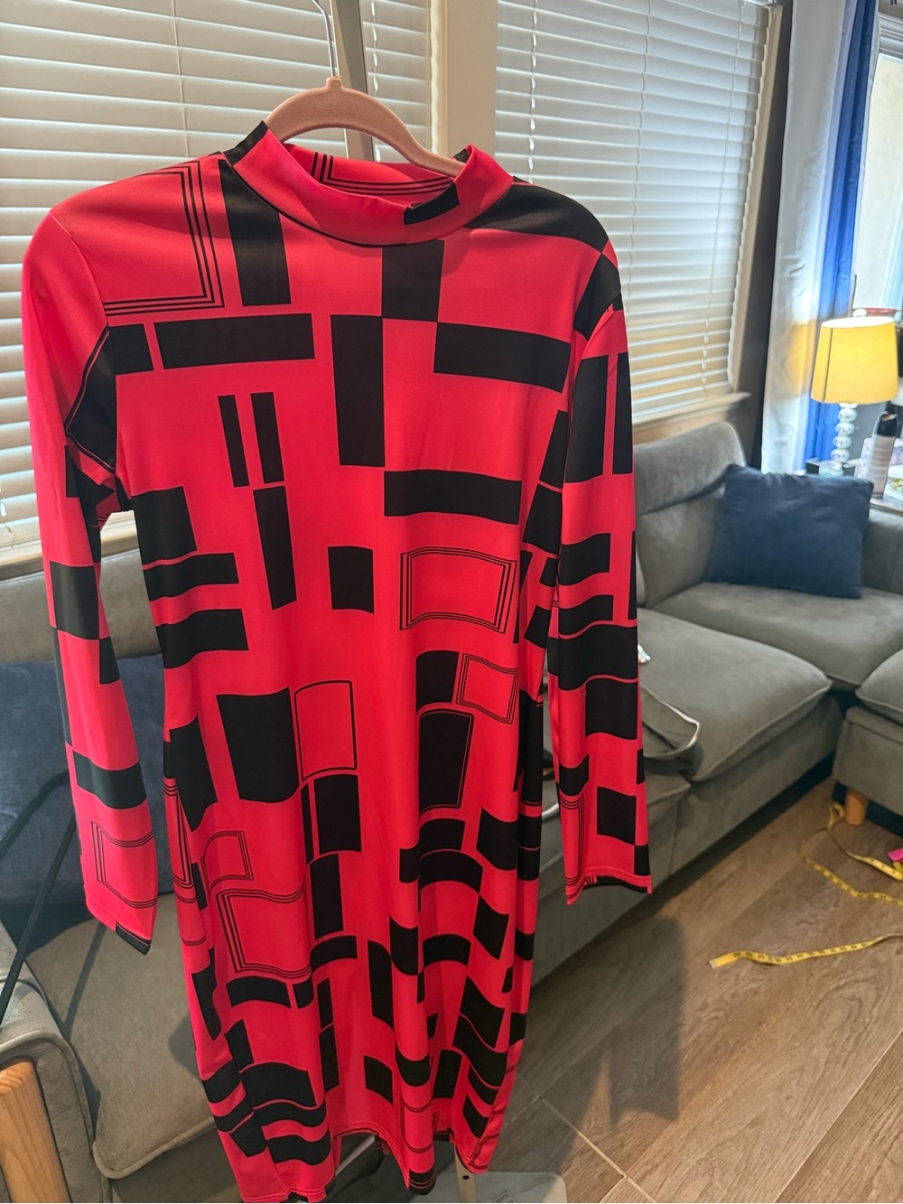Pink & Black Geometric Long Sleeve Women's Dress